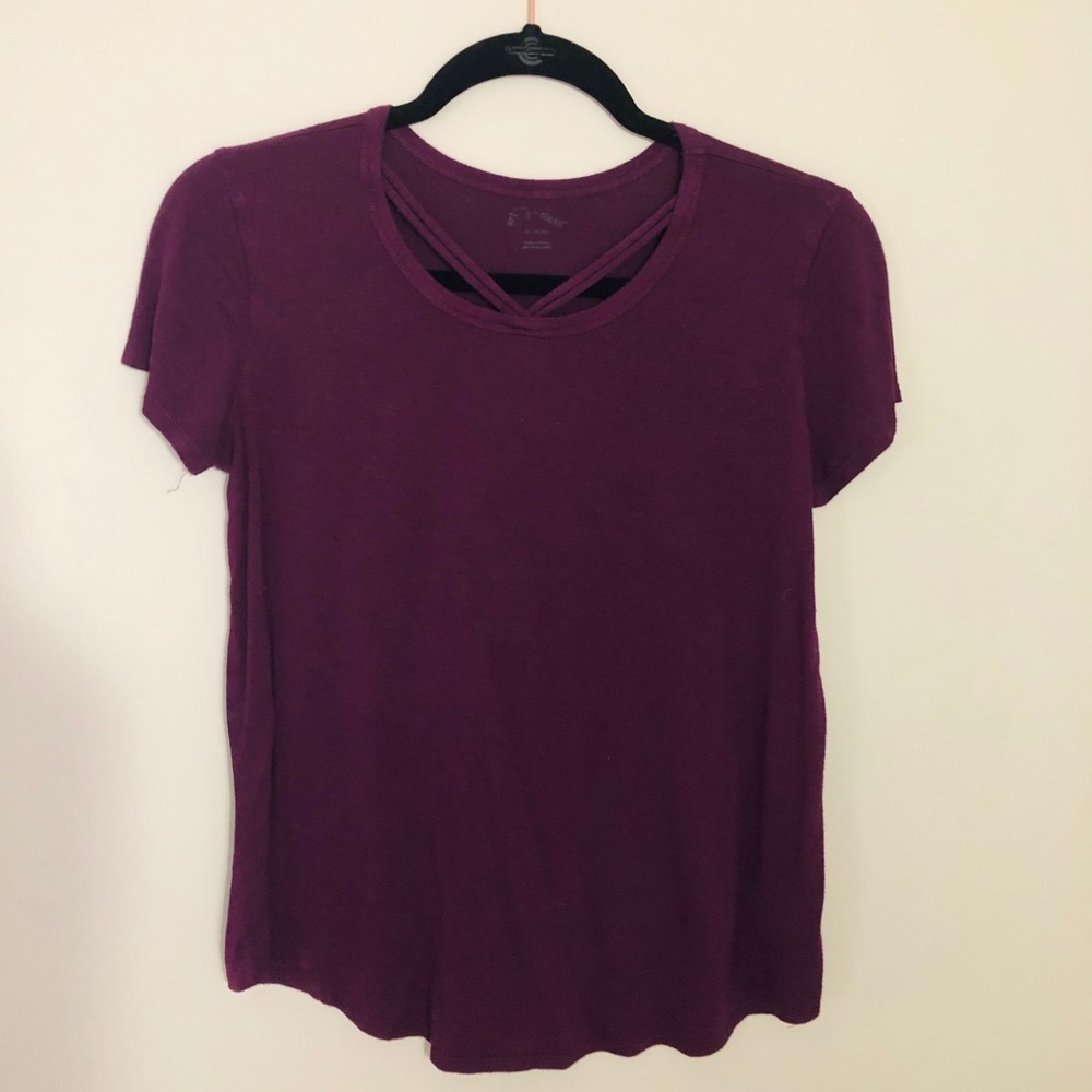 ✨Burgundy T Shirt✨